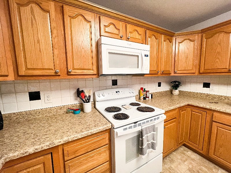 Electric stove top & oven so there is no need to worry about gas.