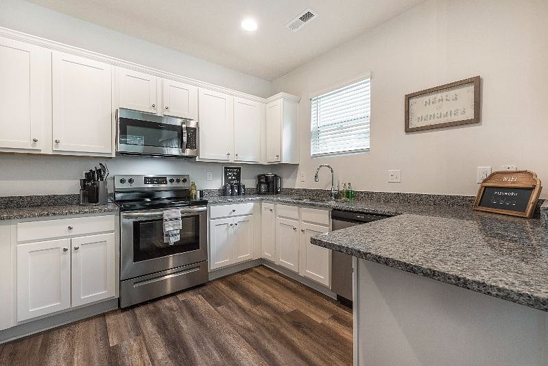 Furnished Finder property 413091_1 photo 5