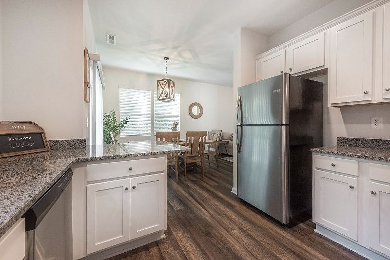 Furnished Finder property 413091_1 photo 7