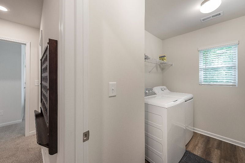 Furnished Finder property 413091_1 photo 24