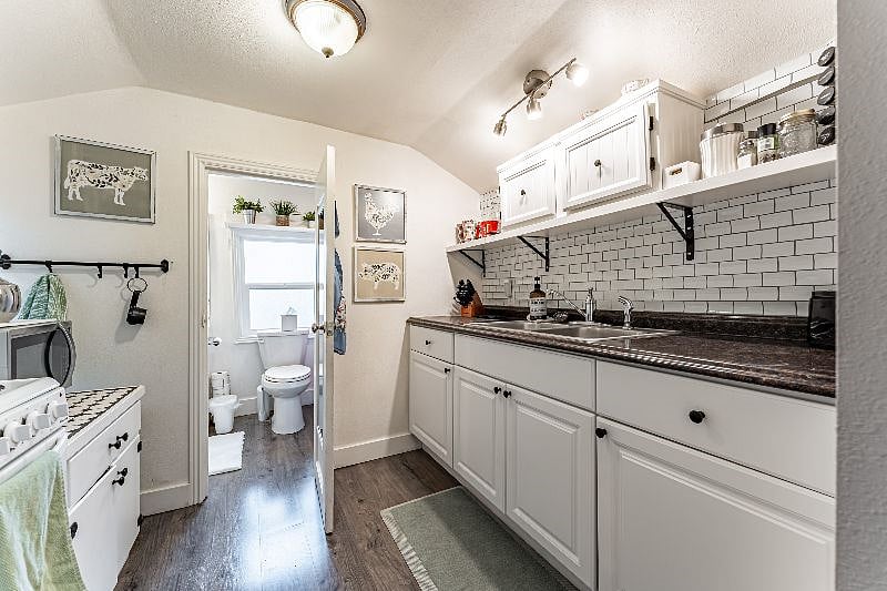 Furnished Finder property 413117_1 photo 6