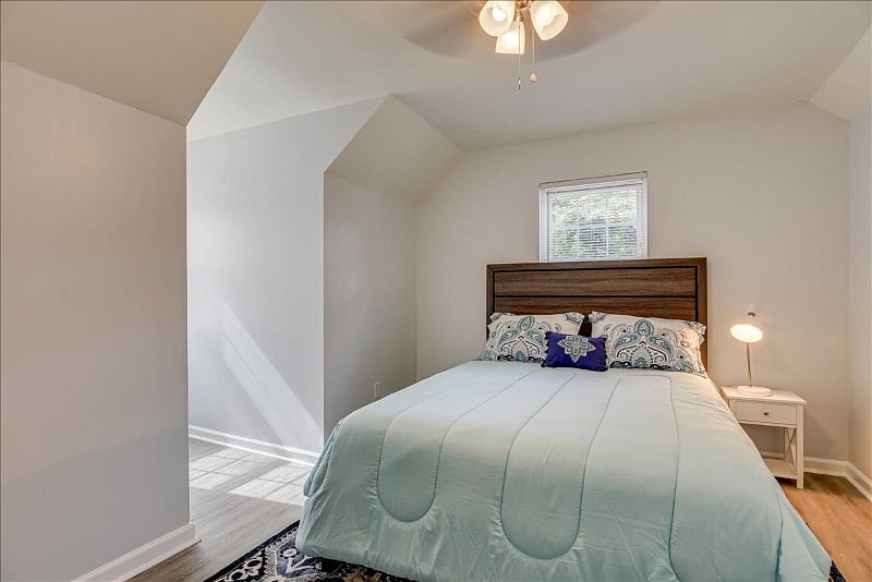 Upstairs bedroom #2