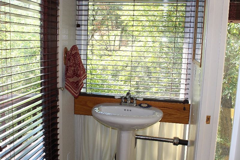 Furnished Finder property 413190_1 photo 10