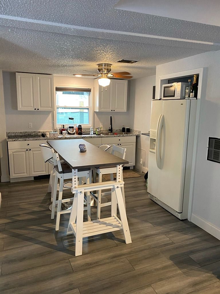 Furnished Finder property 413209_1 photo 3