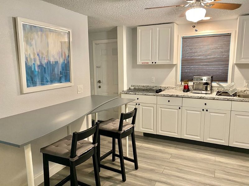 Furnished Finder property 413209_1 photo 6