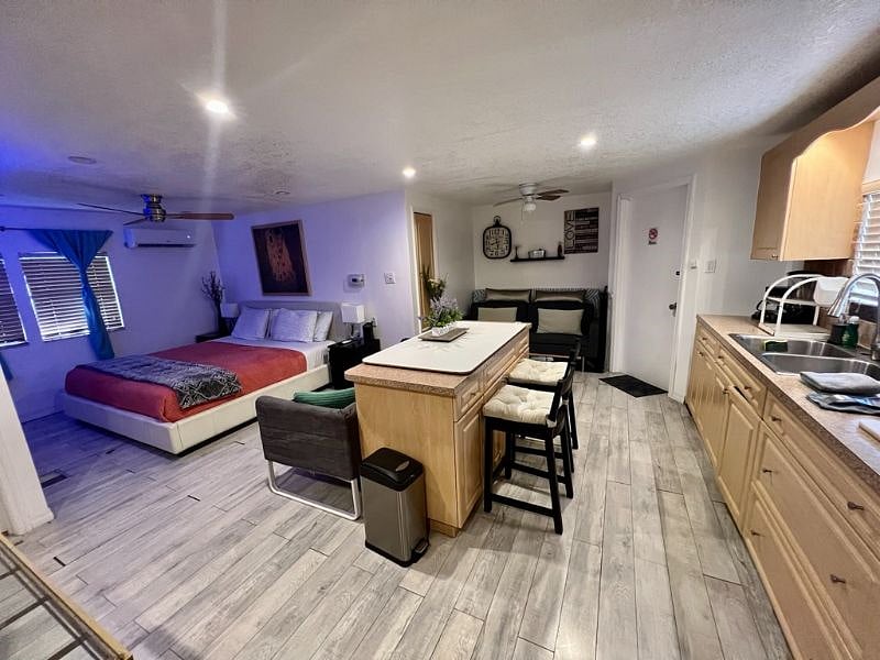 Furnished Finder property 413209_1 photo 25
