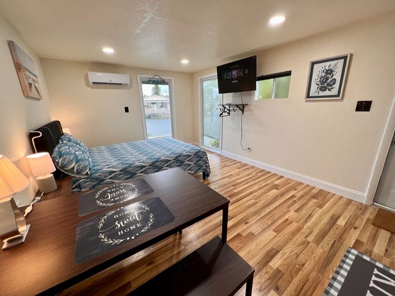 Furnished Finder property 413209_1 photo 80
