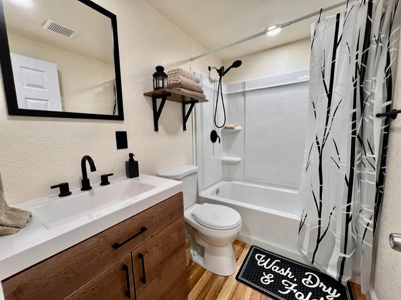 Furnished Finder property 413209_10 photo 5