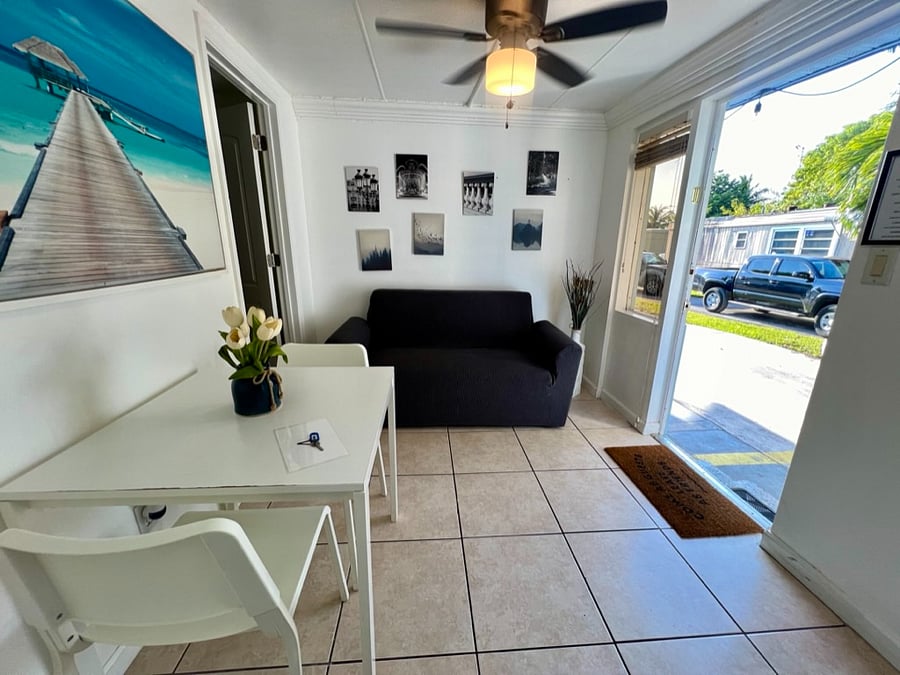 Furnished Finder property 413209_4 photo 6