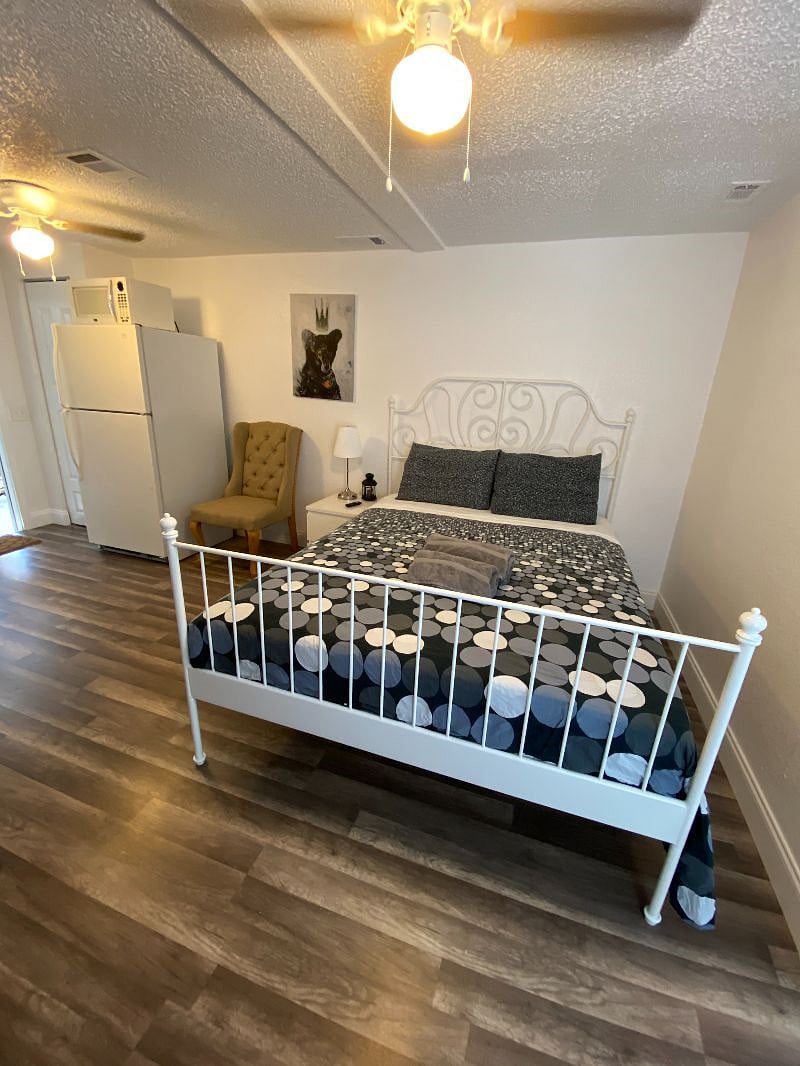 Furnished Finder property 413209_6 photo 3
