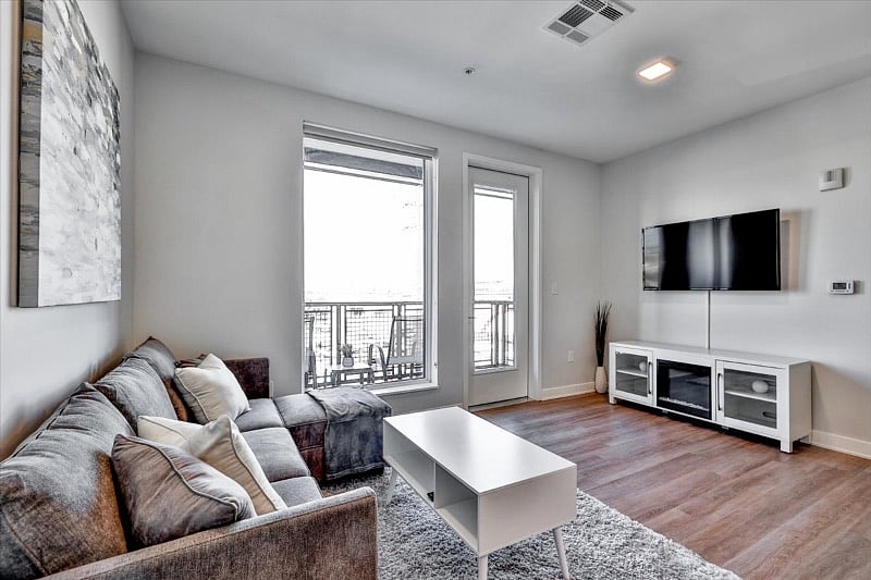 Furnished Finder property 413244_3 photo 33