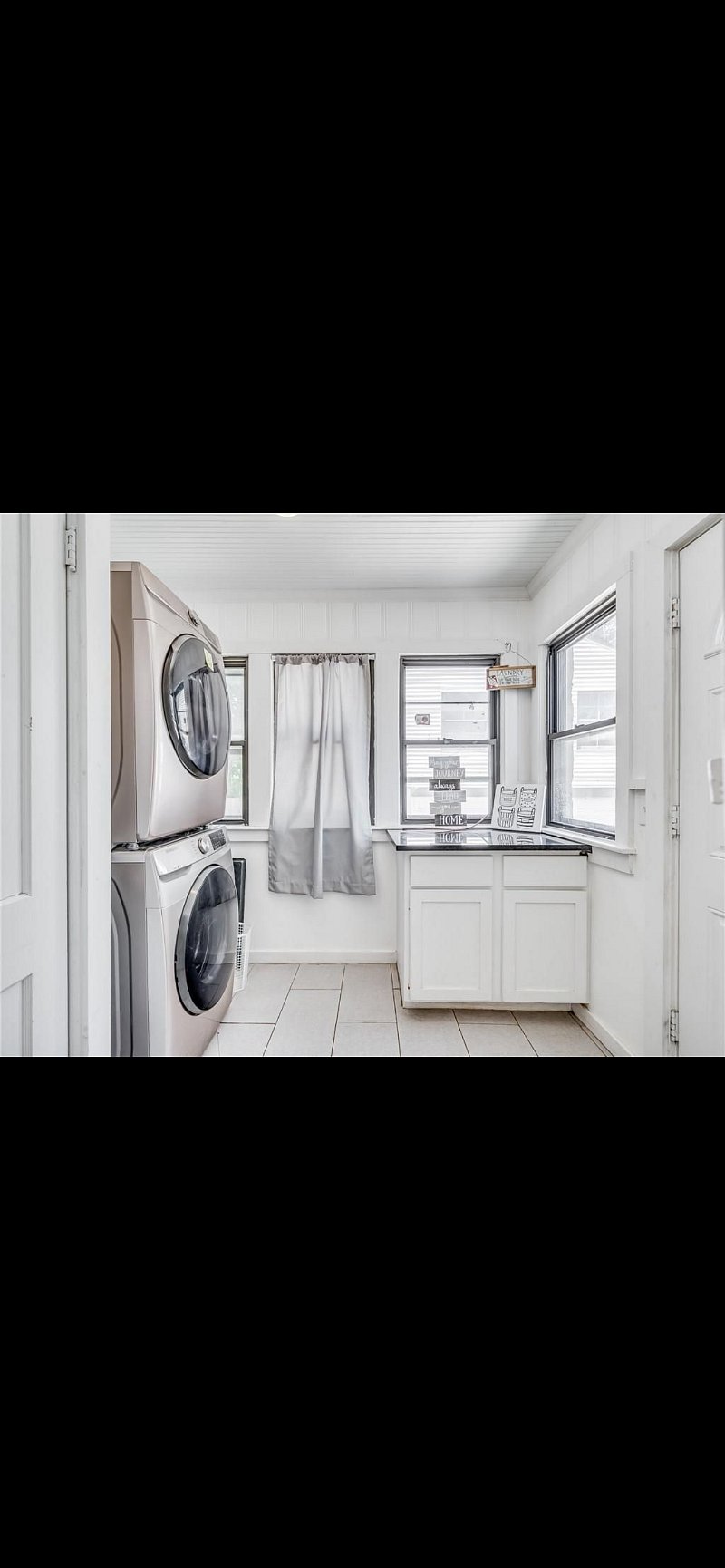 Furnished Finder property 413306_1 photo 16