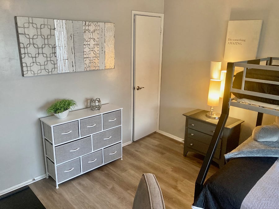 2nd option (additional room)