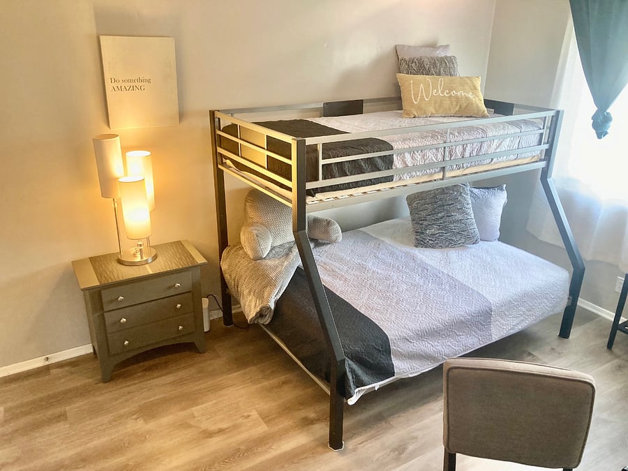 2nd option (additional room)
