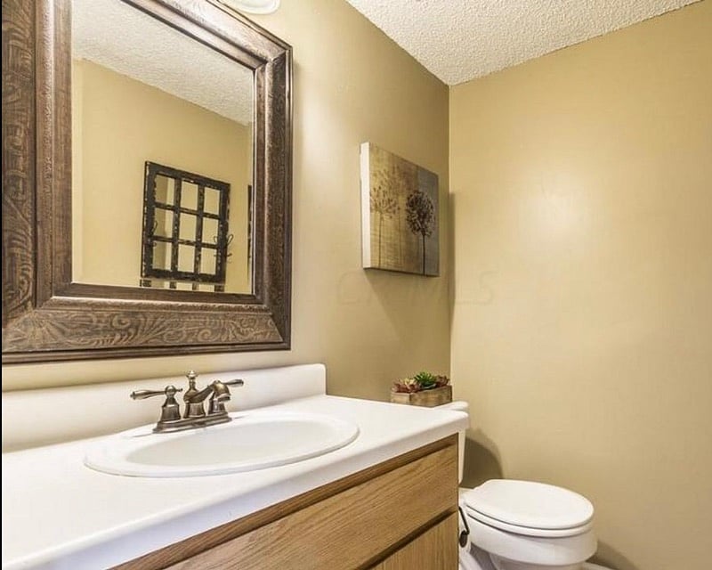 Half Bath (First Floor)