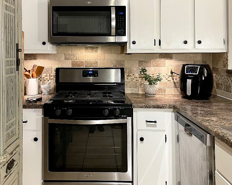 Dishwasher, Microwave, & Air Fryer
