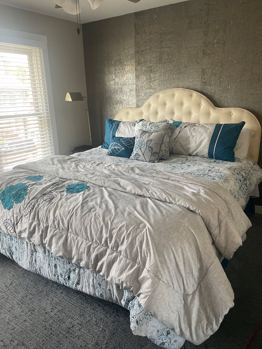 Furnished Finder property 413413_1 photo 22