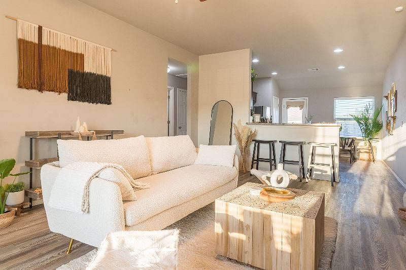 Furnished Finder property 413422_1 photo 24