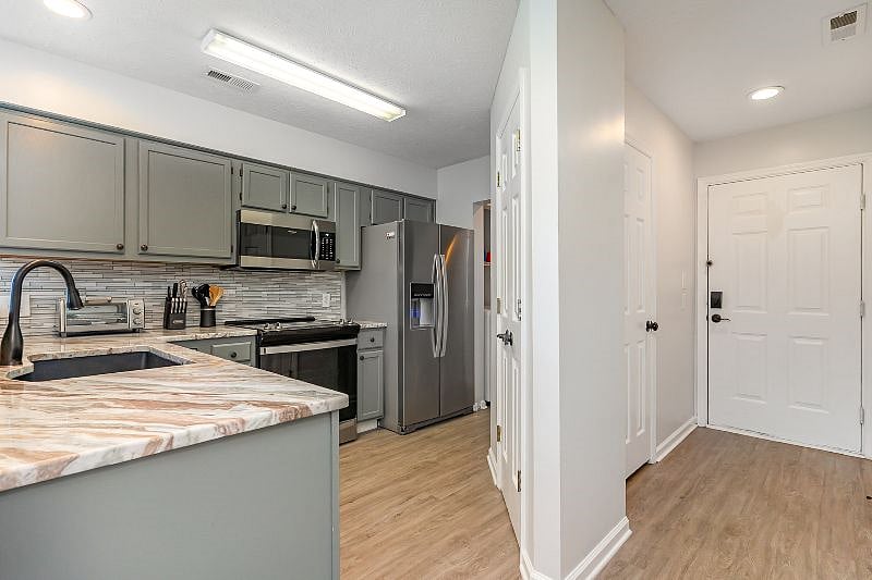 Furnished Finder property 413437_1 photo 9