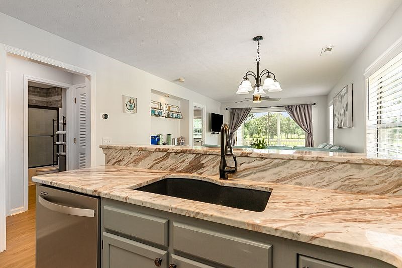 Furnished Finder property 413437_1 photo 11