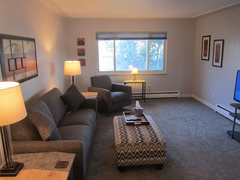 Furnished Finder property 413439_1 photo 12