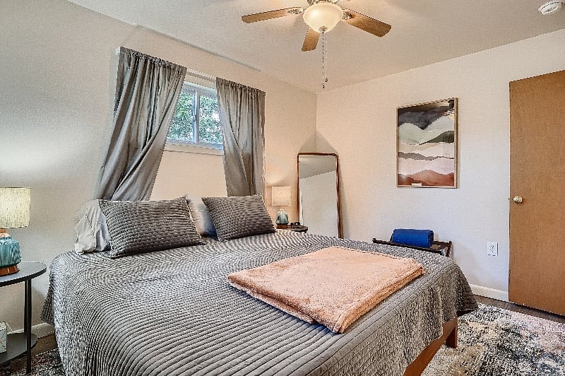 Bedroom 1: Whether youre a travel nurse, remote worker, adventurer, or parent, you will find yourself restored after a glorious night of sleep on this king-sized, ultra soft memory foam mattress.  