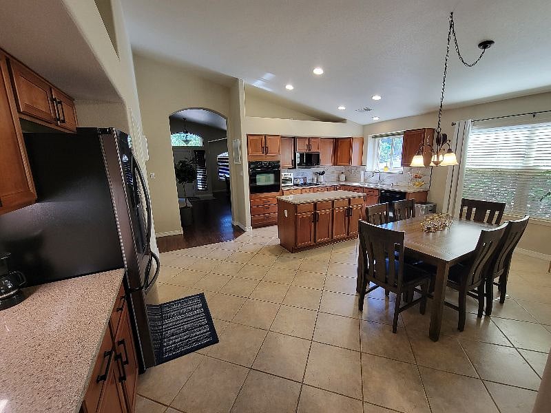 Furnished Finder property 413562_1 photo 11
