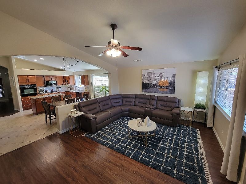 Furnished Finder property 413562_1 photo 3