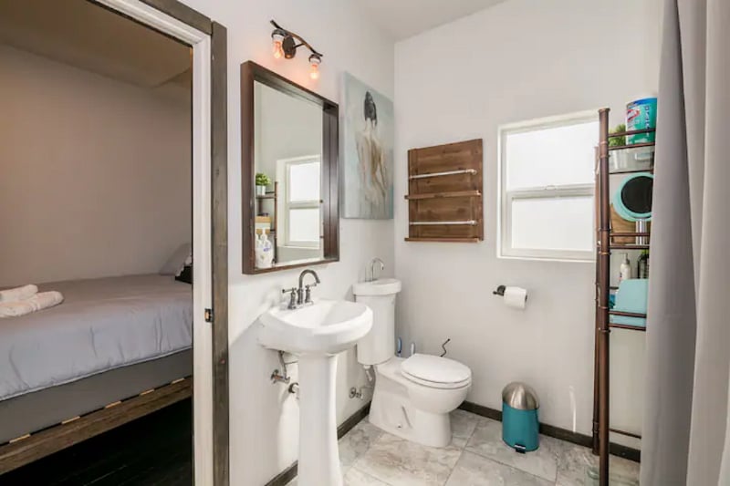 Extra large bathroom with all necessities coming off bedroom.