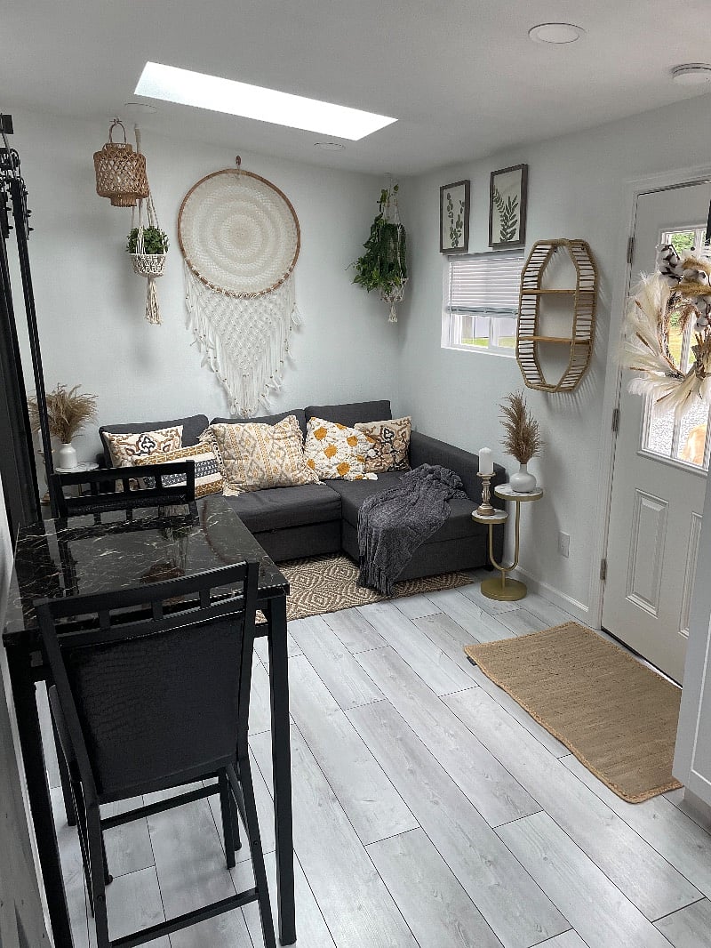 Furnished Finder property 413615_1 photo 2