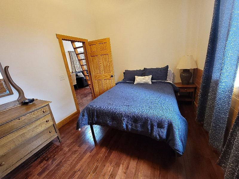 Bedroom - view from corner with chair