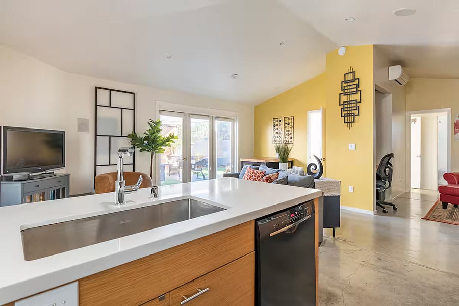 Furnished Finder property 413698_1 photo 5