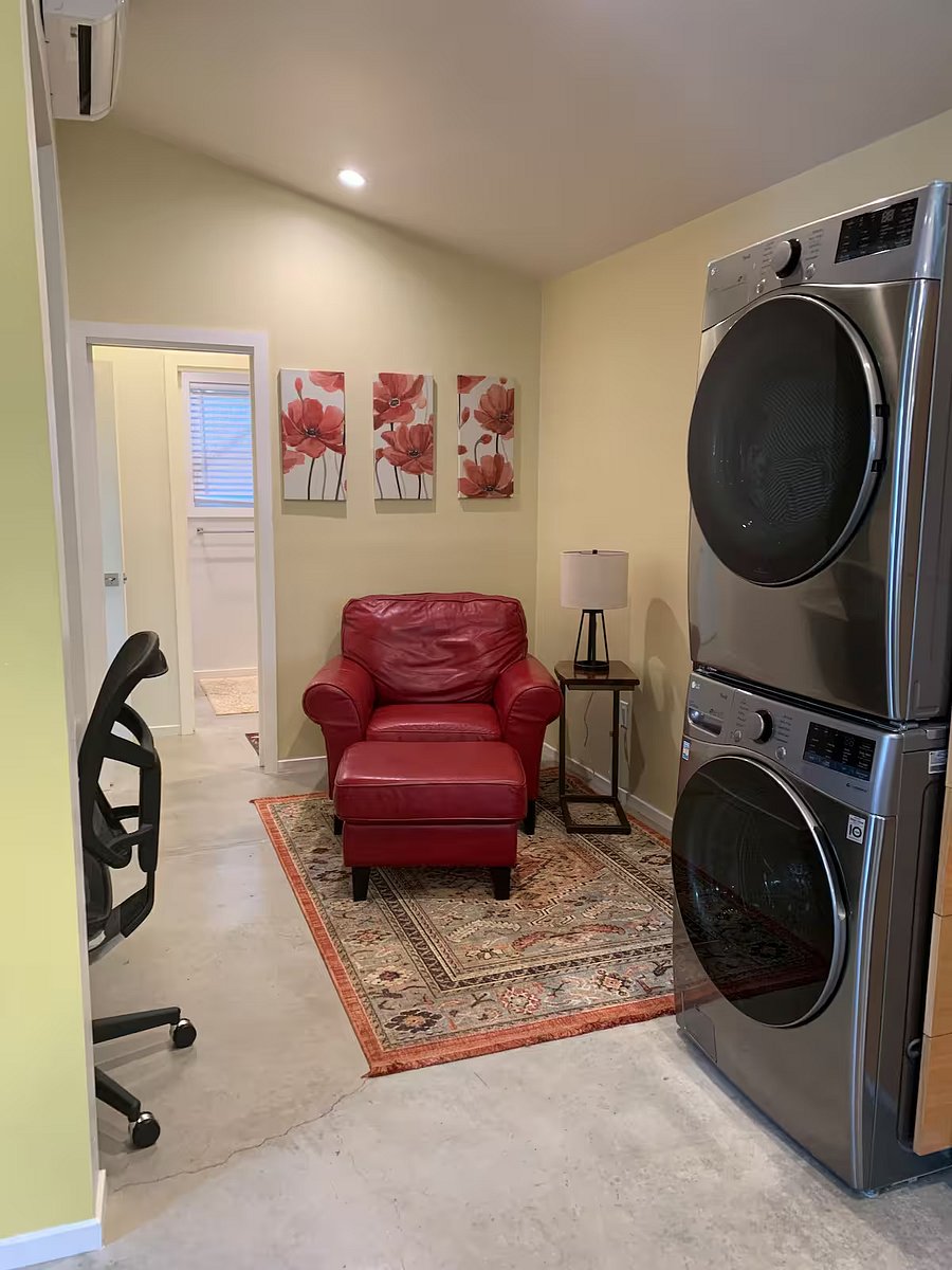 Furnished Finder property 413698_1 photo 12