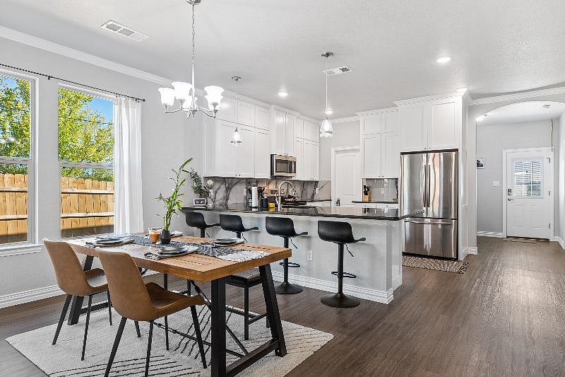 Furnished Finder property 413707_1 photo 8