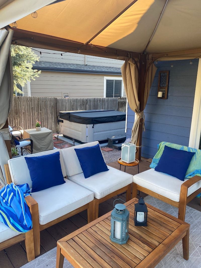 Hot tub area