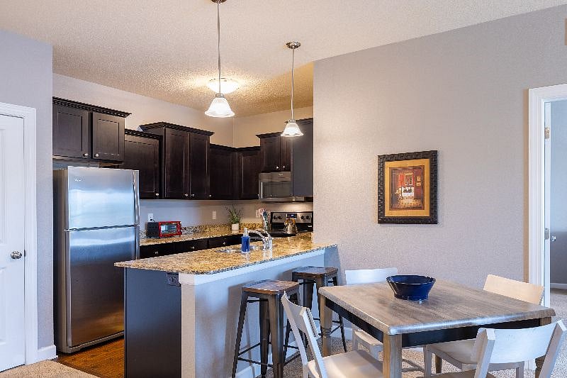 Furnished Finder property 413717_1 photo 3