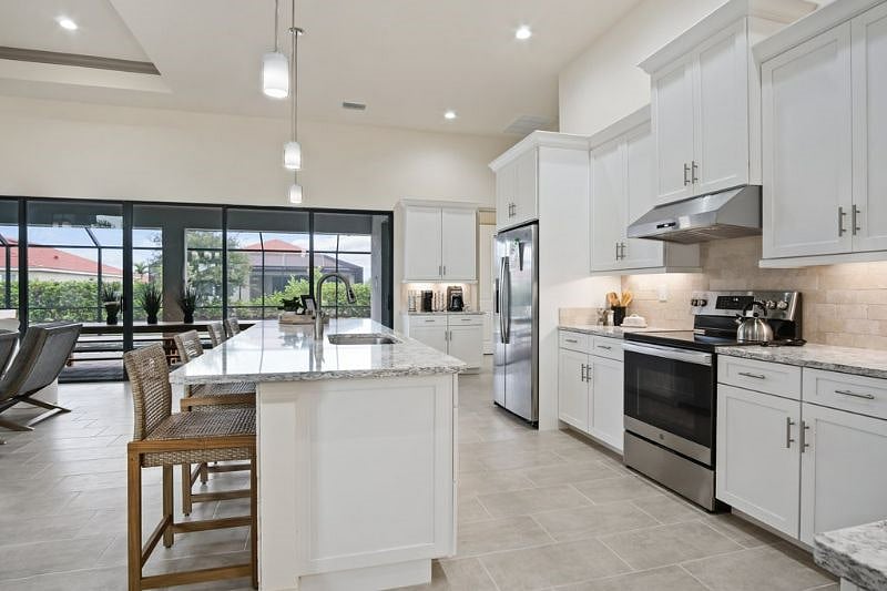Furnished Finder property 413745_1 photo 33