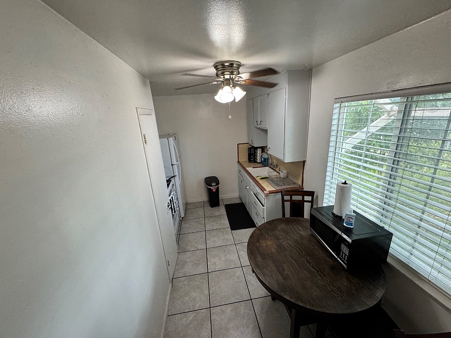 Furnished Finder property 413755_4 photo 4
