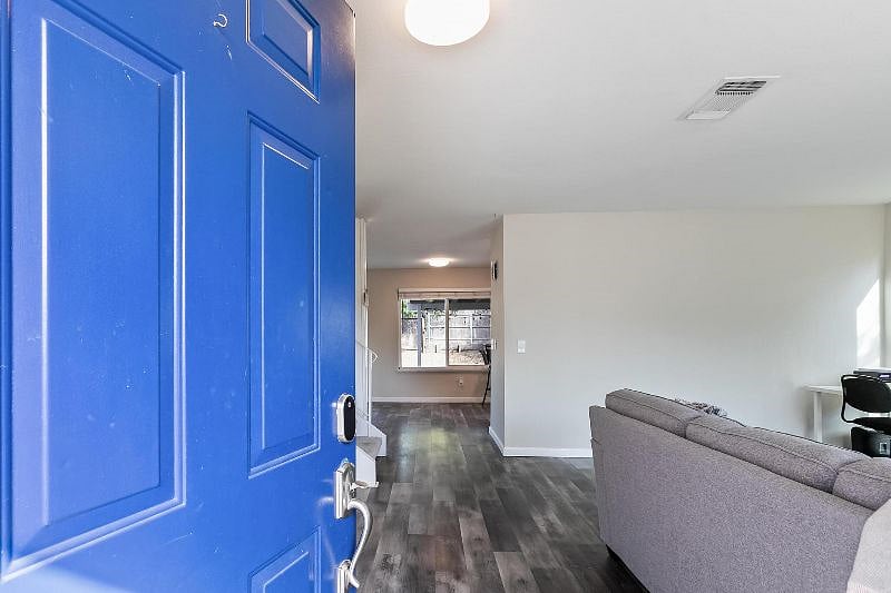 Furnished Finder property 413762_1 photo 3