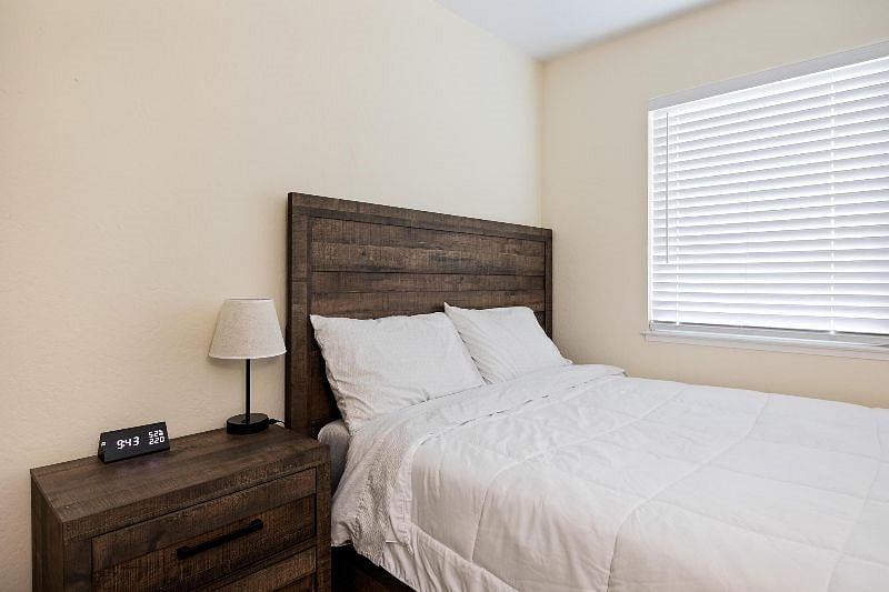 Furnished Finder property 413762_1 photo 27