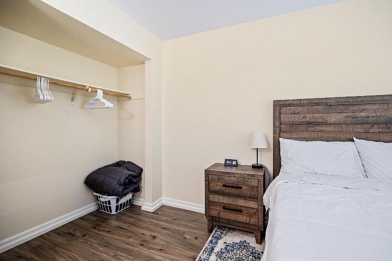 Furnished Finder property 413762_1 photo 28