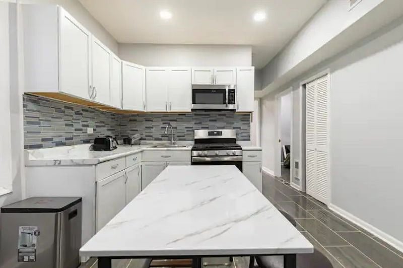 Furnished Finder property 413820_1 photo 3