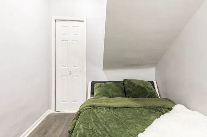 Furnished Finder property 413820_1 photo 4
