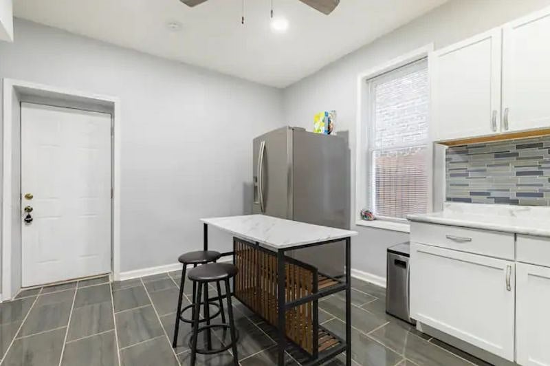 Furnished Finder property 413820_1 photo 5