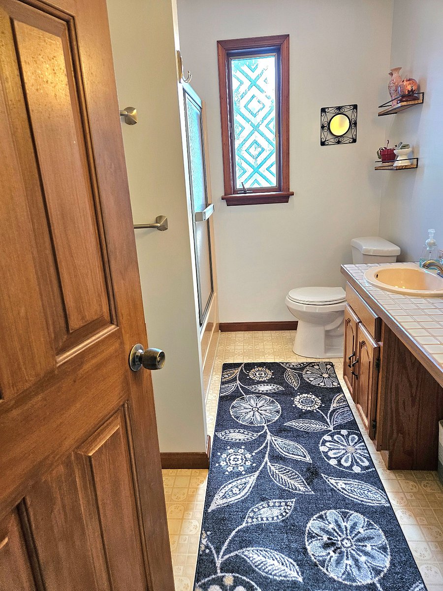 freshly painted bathroom
