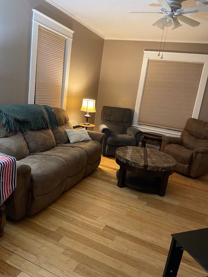 Furnished Finder property 413854_1 photo 2