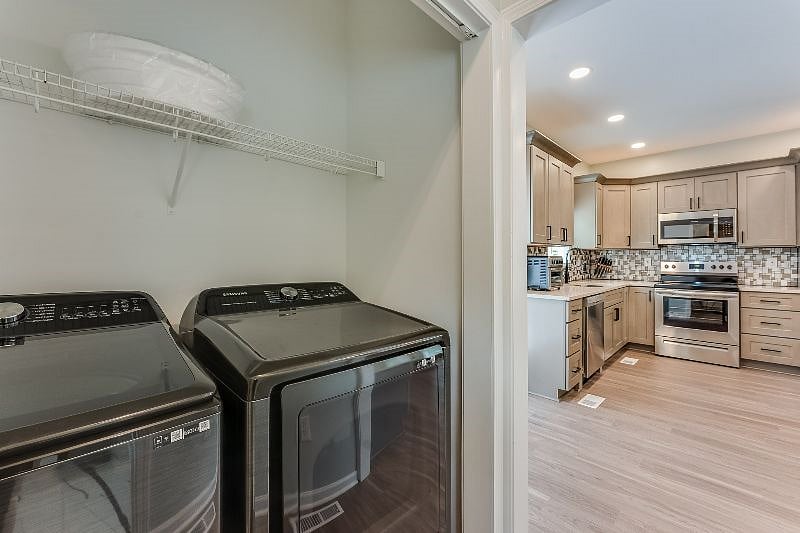 Furnished Finder property 413885_1 photo 16