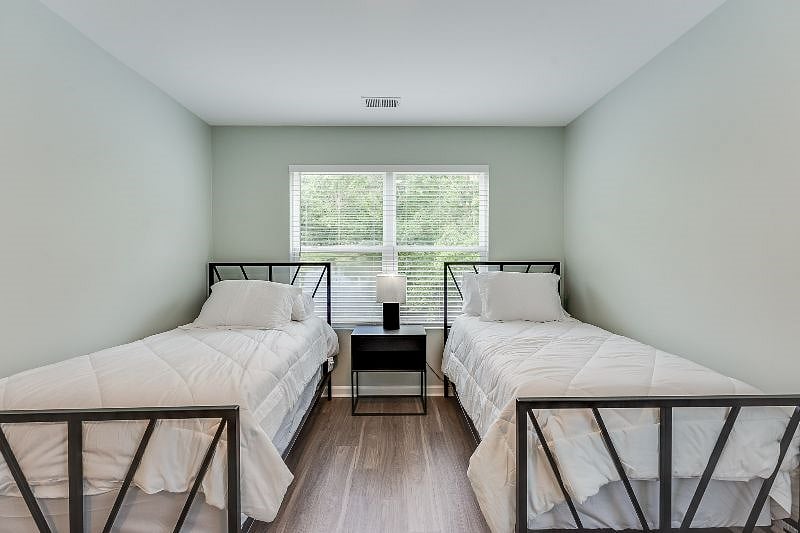 Furnished Finder property 413885_1 photo 24