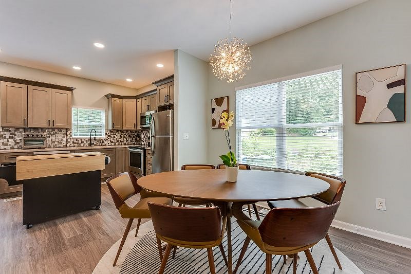 Furnished Finder property 413885_1 photo 12