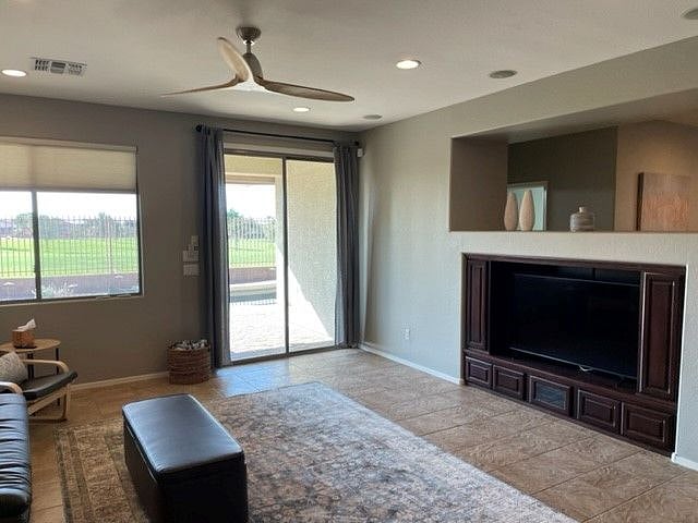 Furnished Finder property 413945_1 photo 18